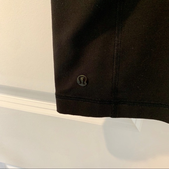 Lululemon black miniskirt - Picture 5 of 8